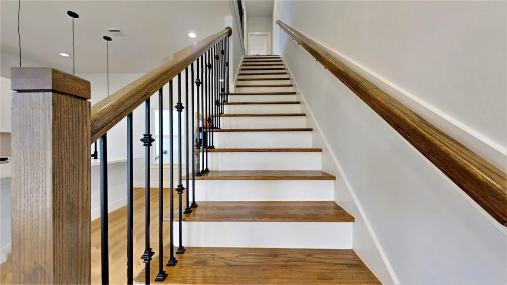 12242 Kirkgard Houston, TX 77045