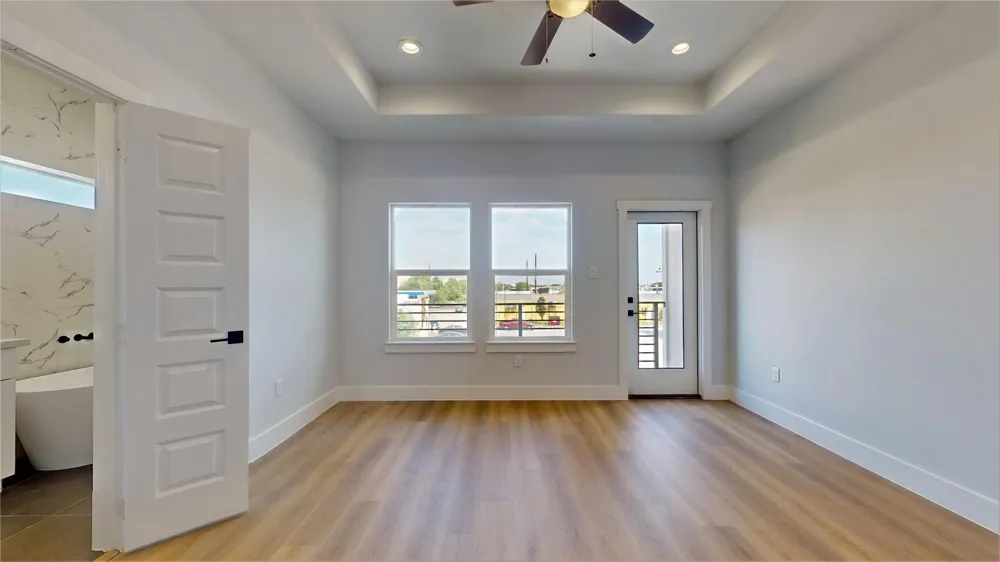 12242 Kirkgard Houston, TX 77045