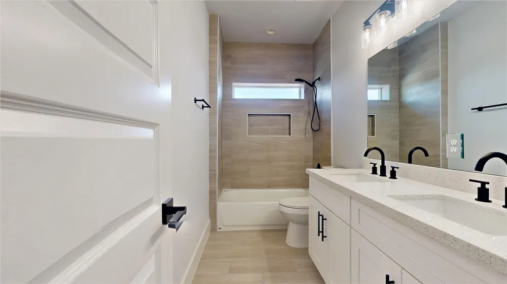 12242 Kirkgard Houston, TX 77045