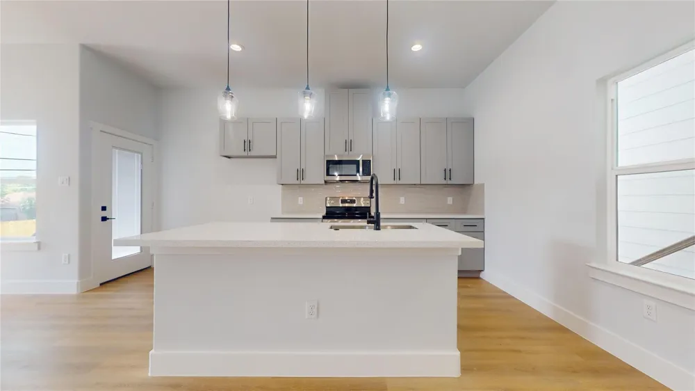 12242 Kirkgard Houston, TX 77045