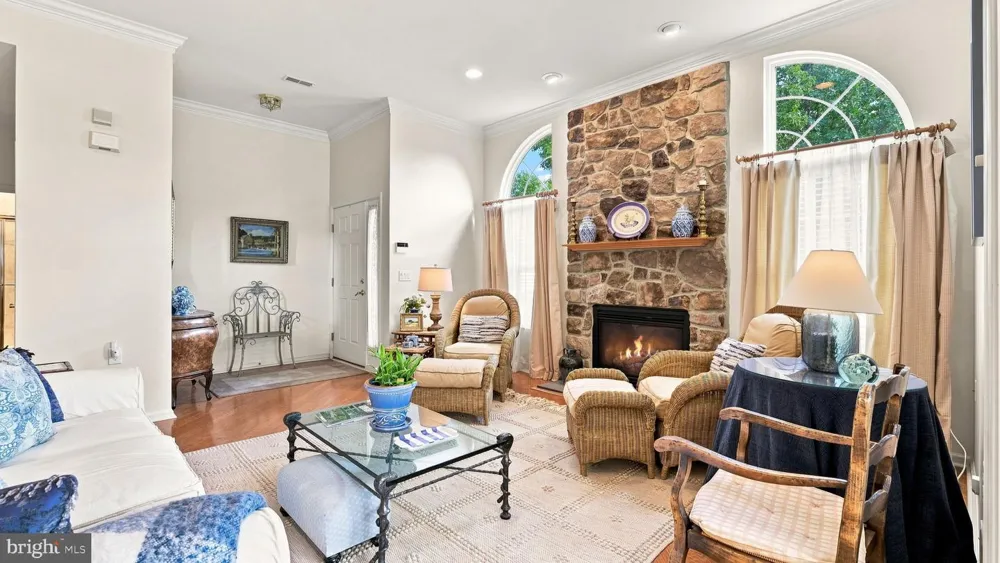 102 VILLA DRIVE #225 Warminster, PA 18974