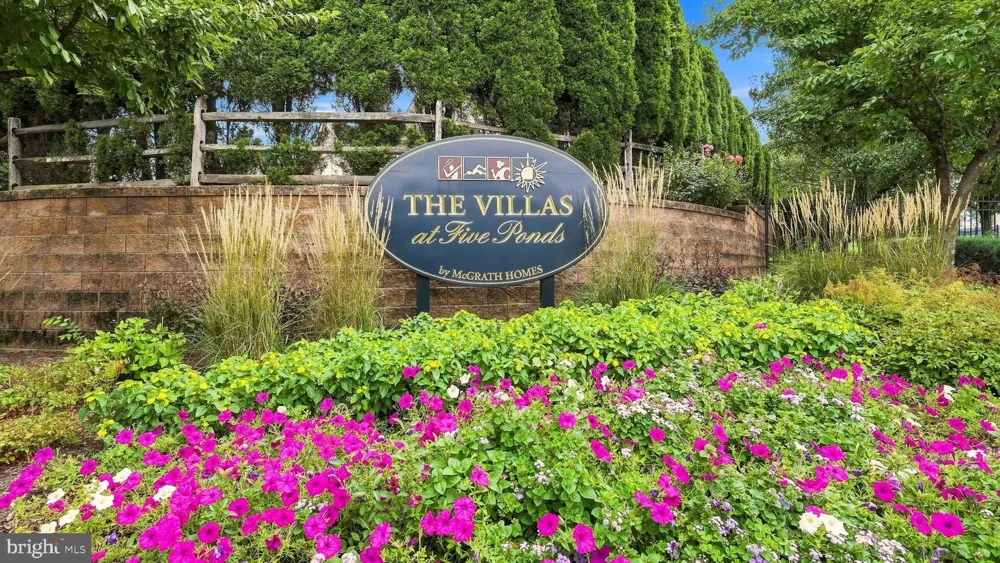 102 VILLA DRIVE #225 Warminster, PA 18974