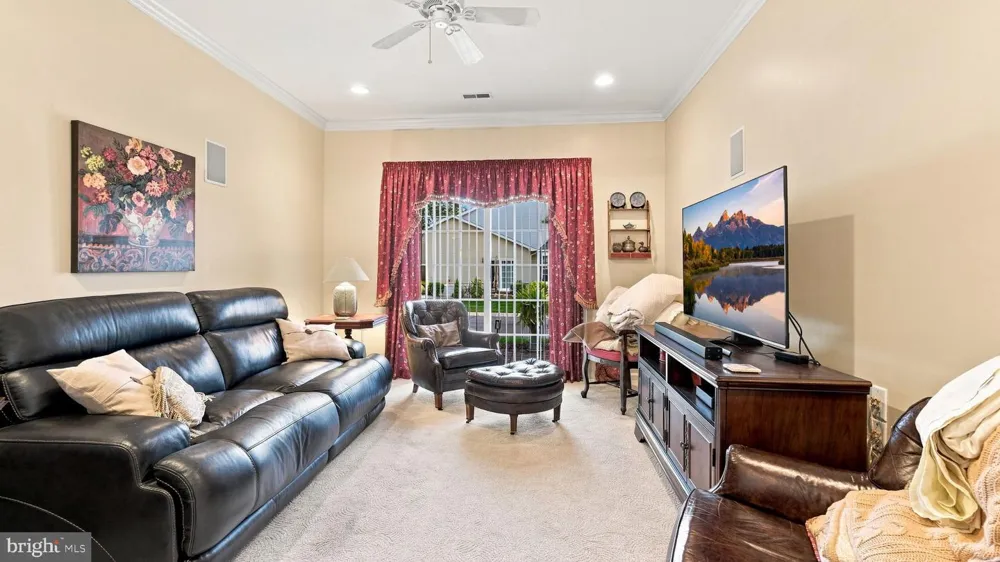 102 VILLA DRIVE #225 Warminster, PA 18974