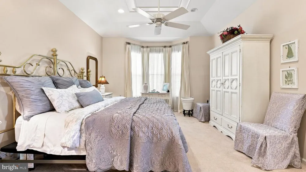 102 VILLA DRIVE #225 Warminster, PA 18974