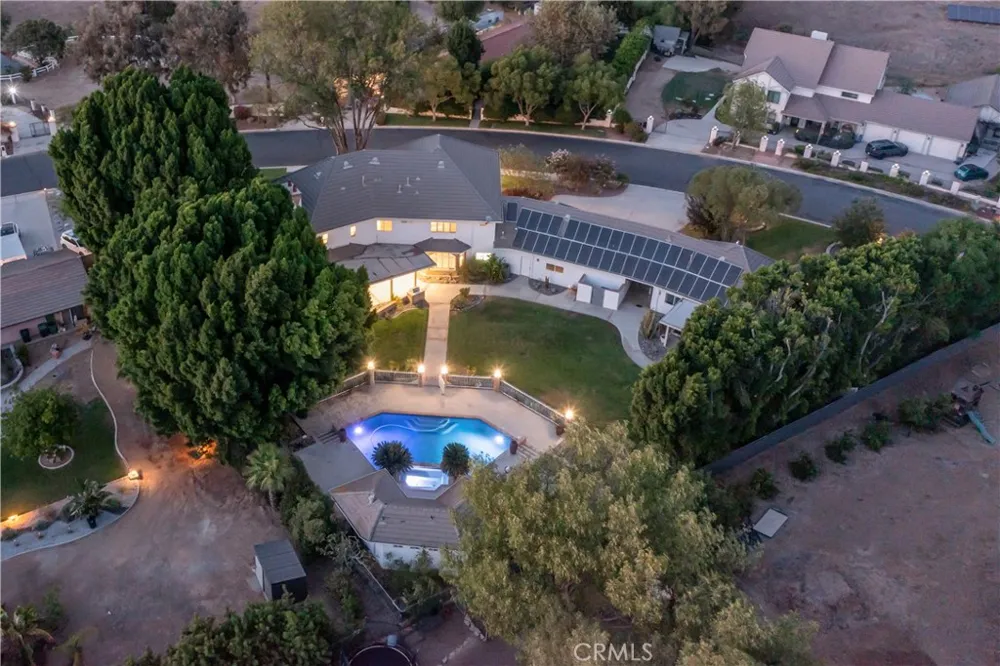 15181 Kellen Court Riverside, CA 92506