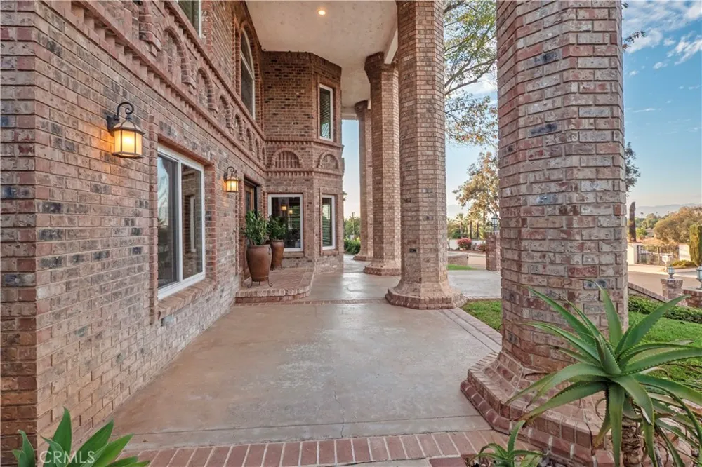15181 Kellen Court Riverside, CA 92506