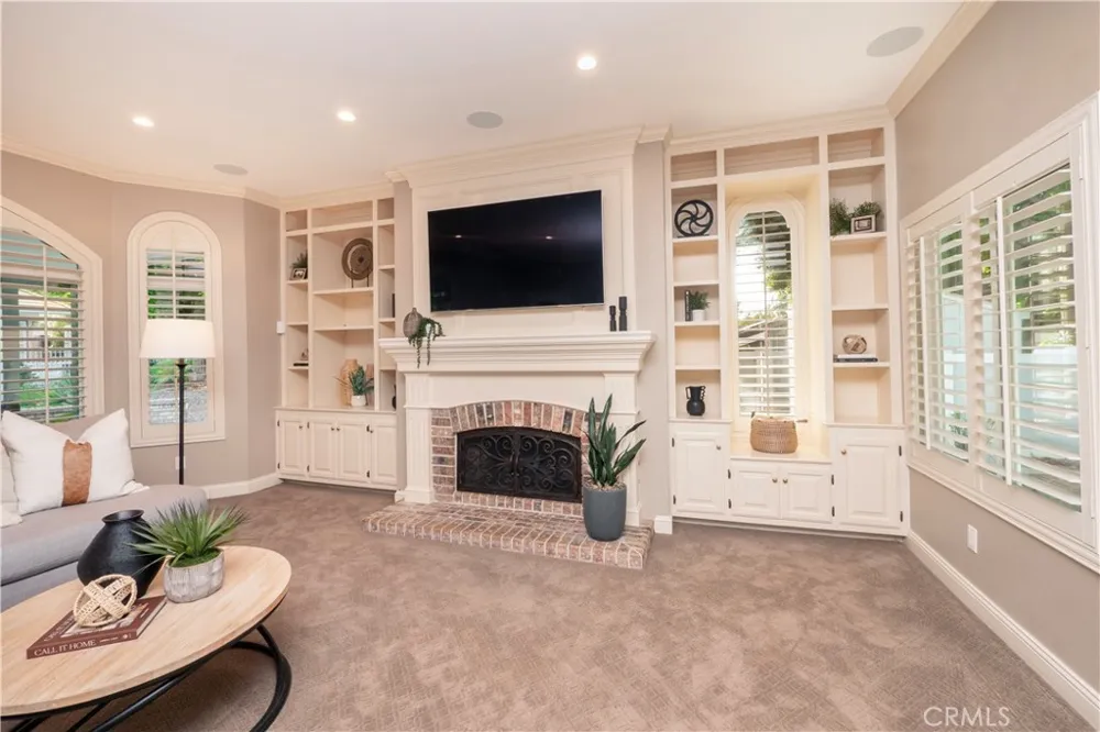 15181 Kellen Court Riverside, CA 92506