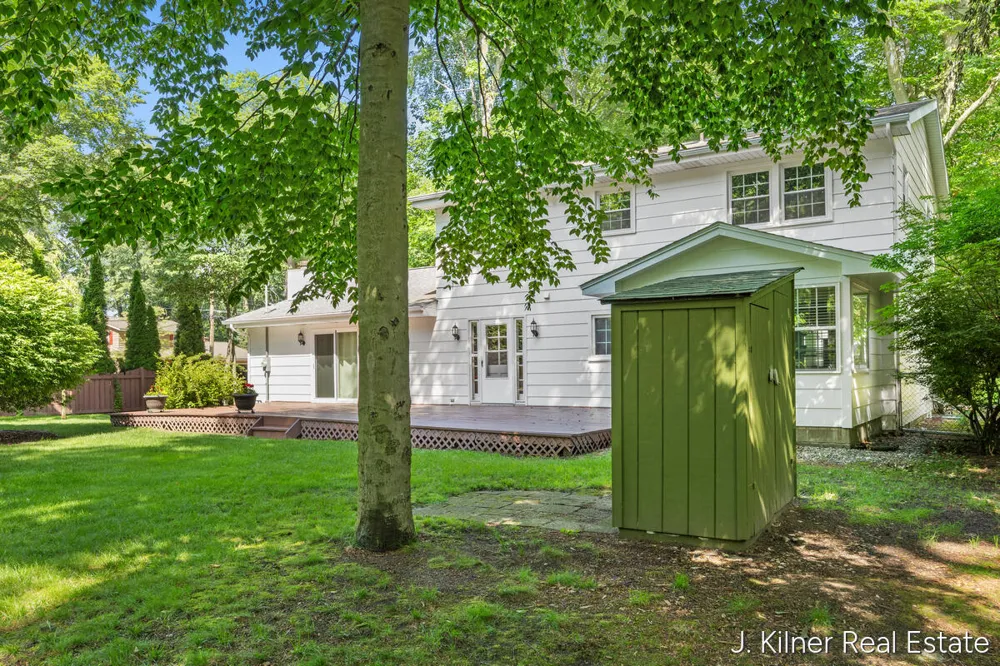 1408 Seminole Drive Holland, MI 49424