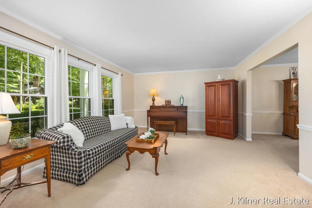 1408 Seminole Drive Holland, MI 49424