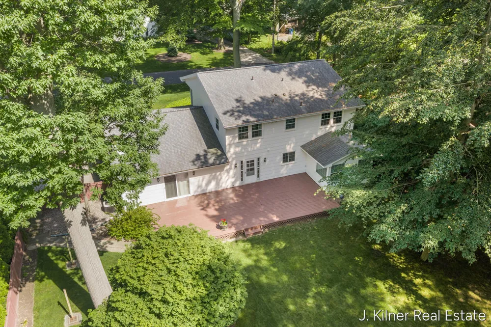 1408 Seminole Drive Holland, MI 49424