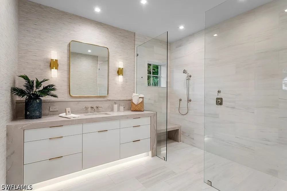 S GOLF DRIVE Naples, FL 34102