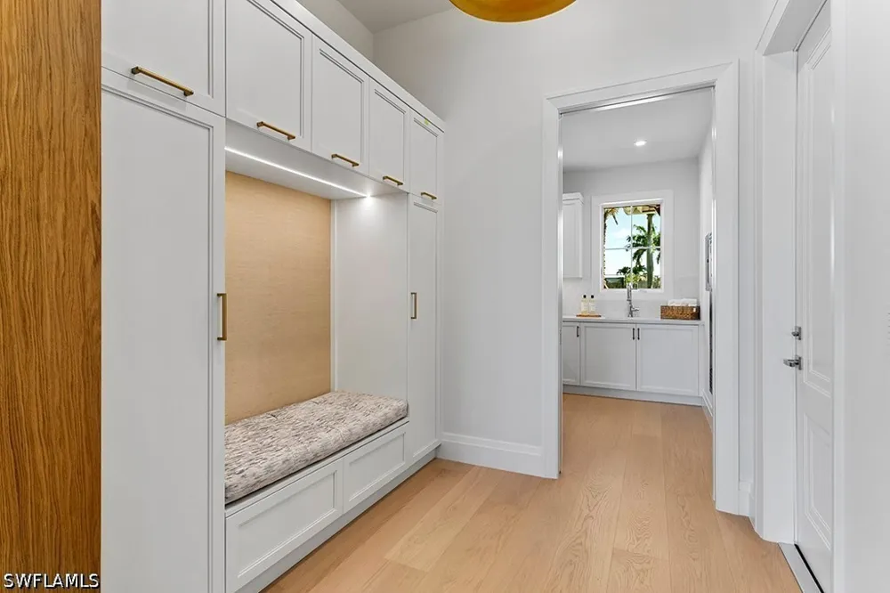 S GOLF DRIVE Naples, FL 34102