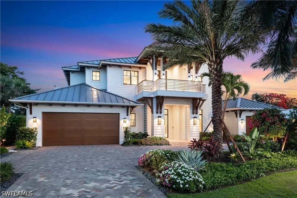 S GOLF DRIVE Naples, FL 34102