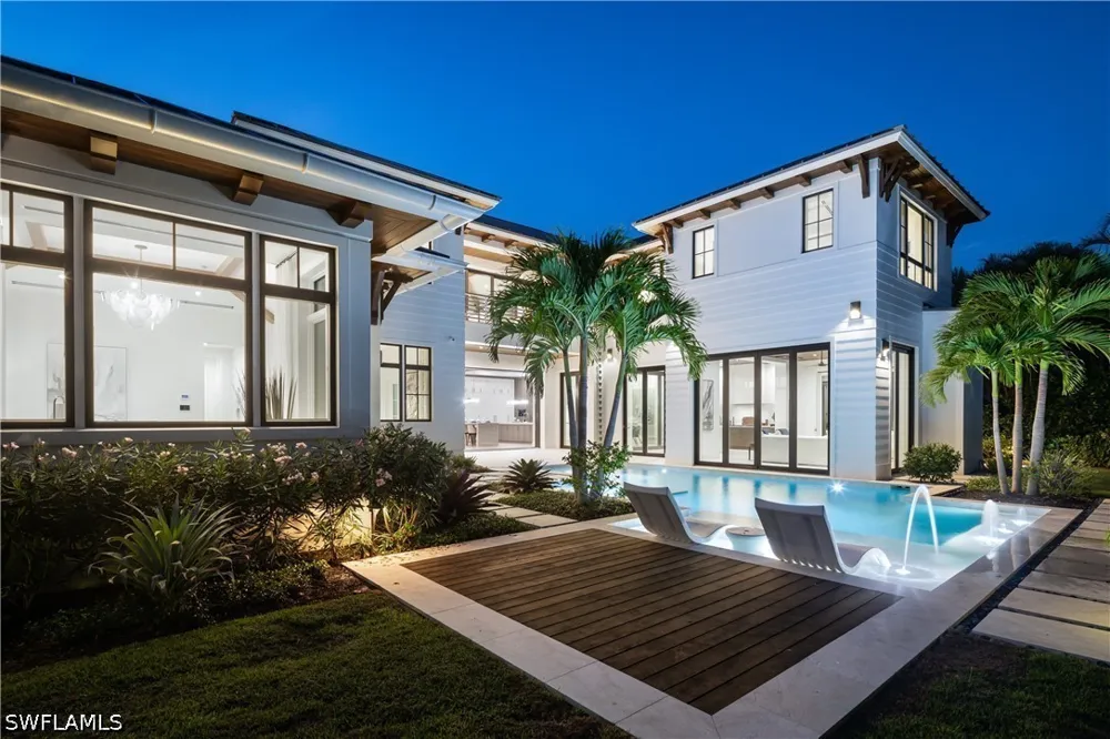 S GOLF DRIVE Naples, FL 34102