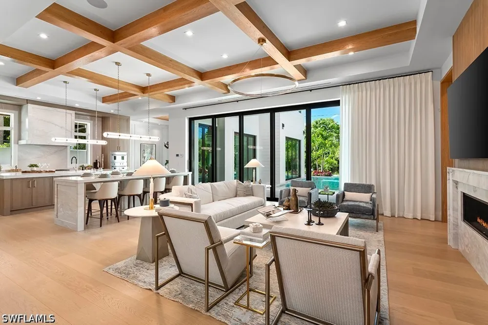 S GOLF DRIVE Naples, FL 34102