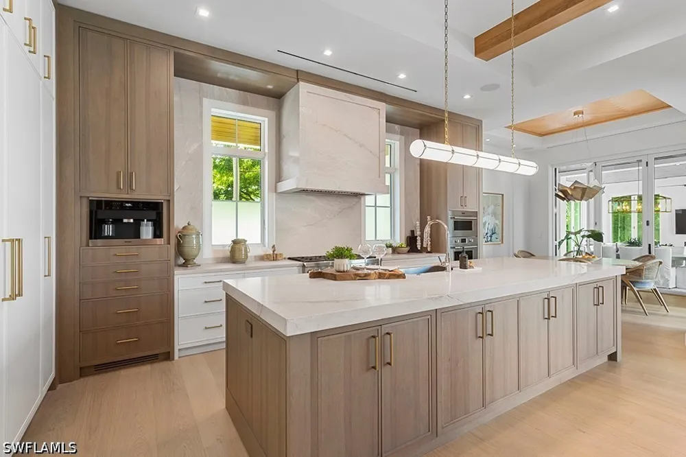 S GOLF DRIVE Naples, FL 34102