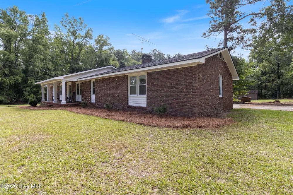 353 Gibson Dairy Road Elizabethtown, NC 28337