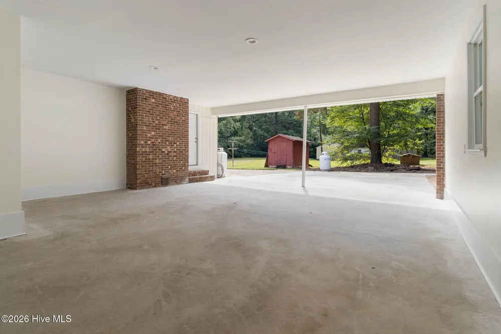 353 Gibson Dairy Road Elizabethtown, NC 28337