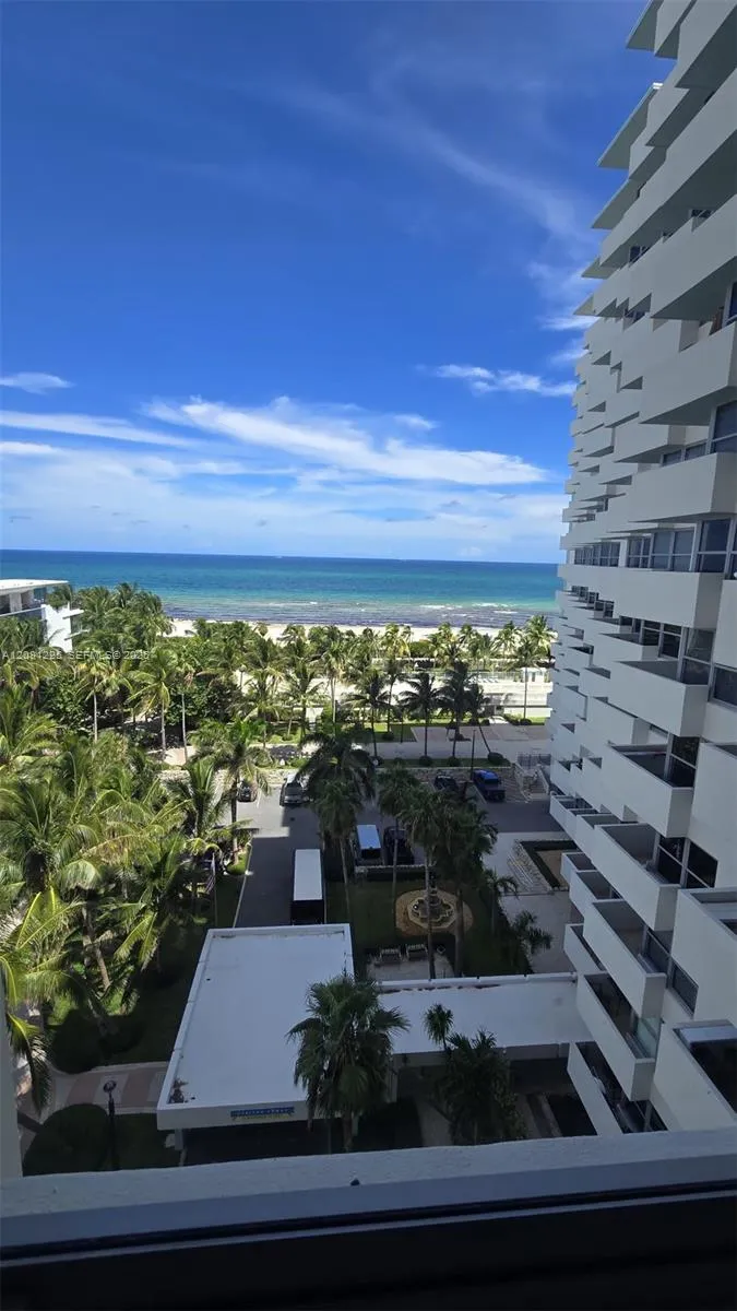2899 Collins Ave #1005 Miami Beach, FL 33140
