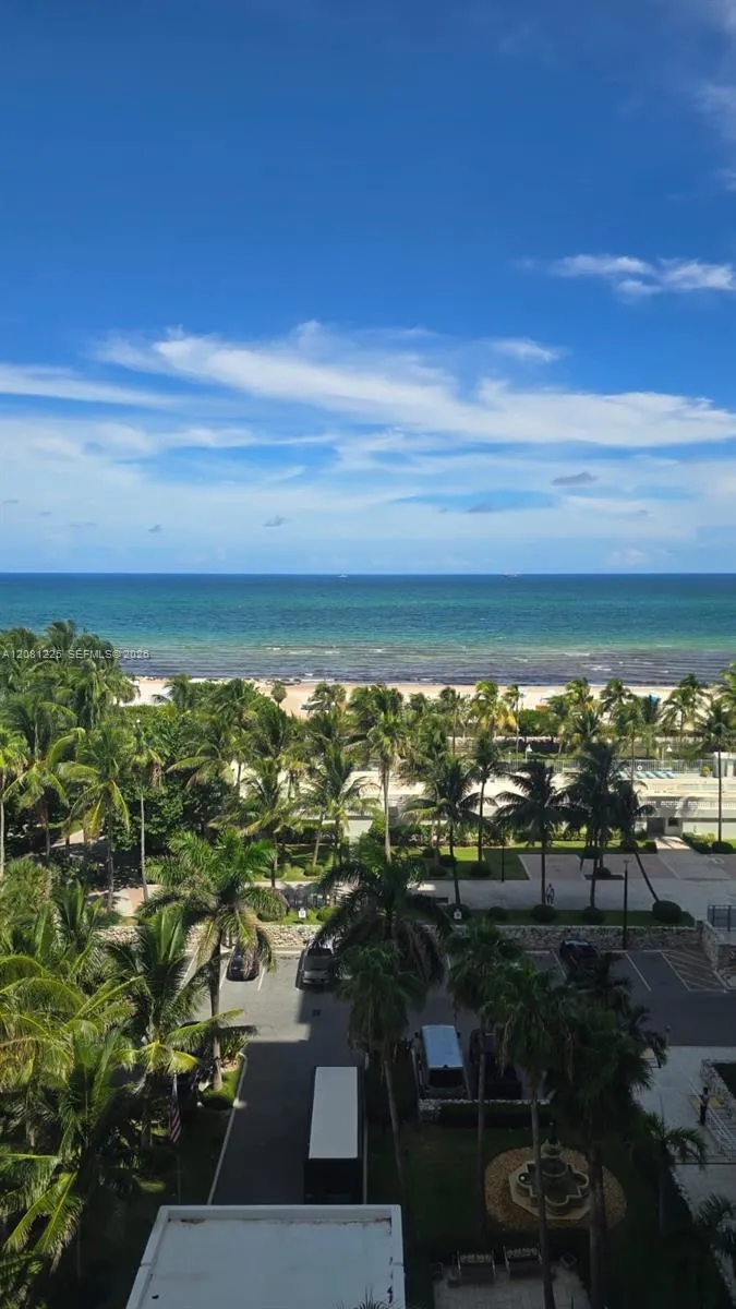 2899 Collins Ave #1005 Miami Beach, FL 33140