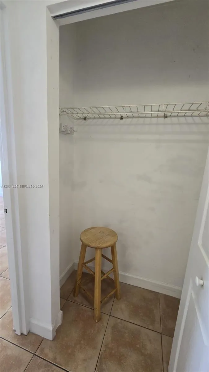 2899 Collins Ave #1005 Miami Beach, FL 33140