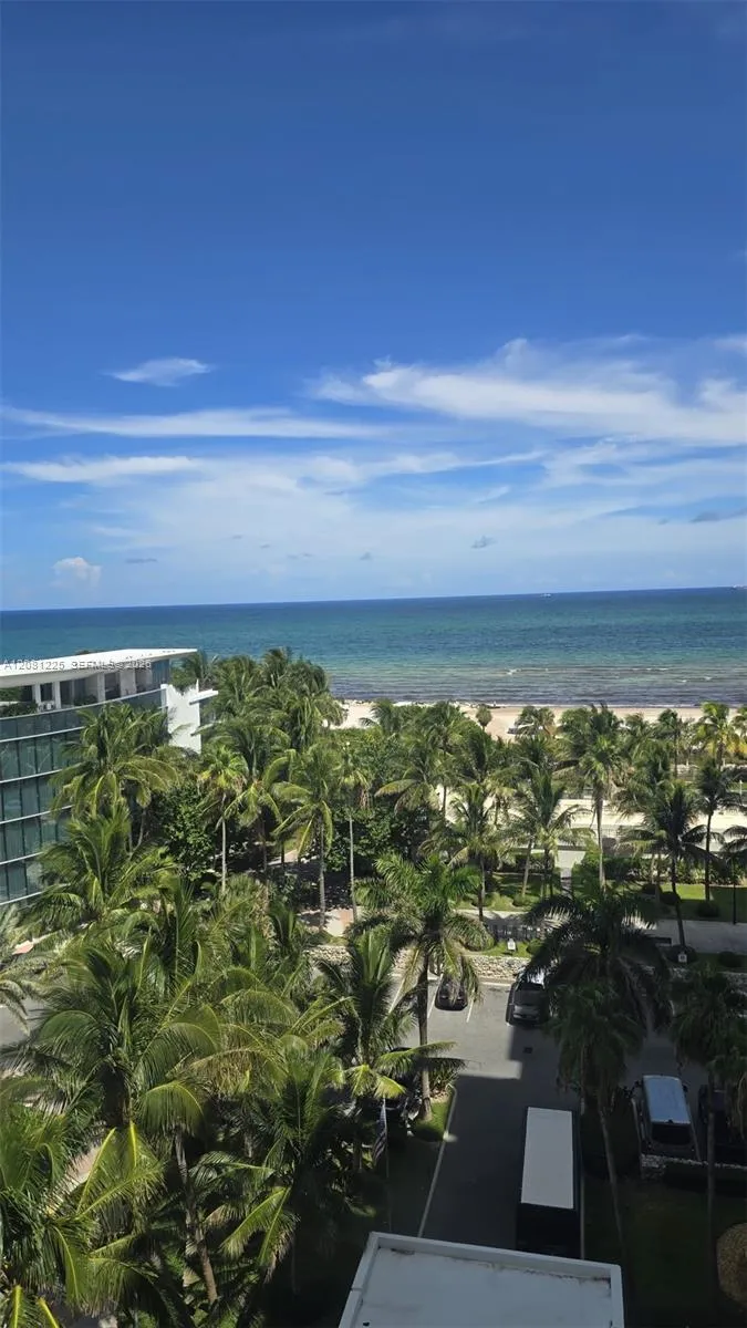2899 Collins Ave #1005 Miami Beach, FL 33140