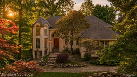 2855 Cranbrook Ridge Court