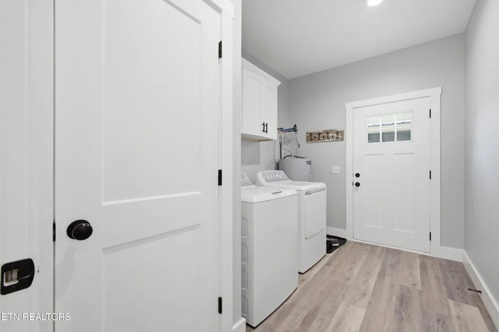 284 Amy Tr Spring City, TN 37381