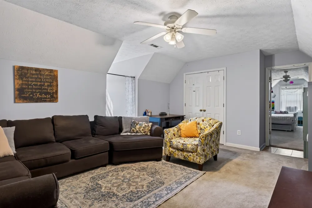 257 Evergreen Cir Smithville, TN 37166