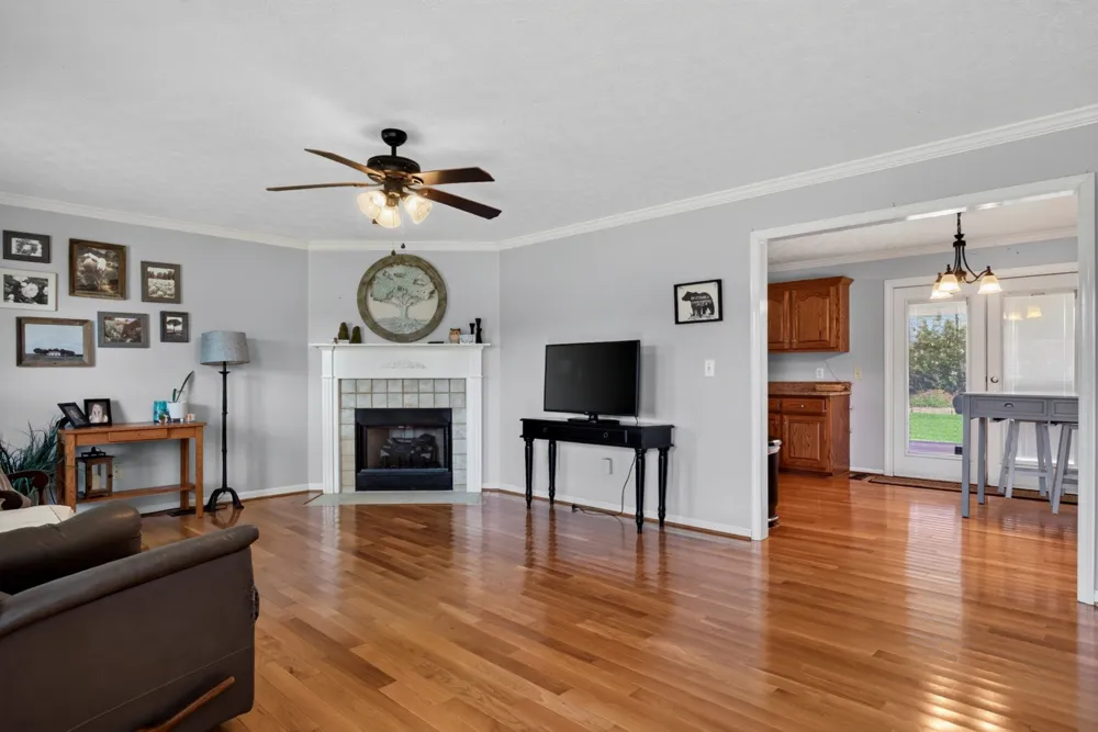257 Evergreen Cir Smithville, TN 37166