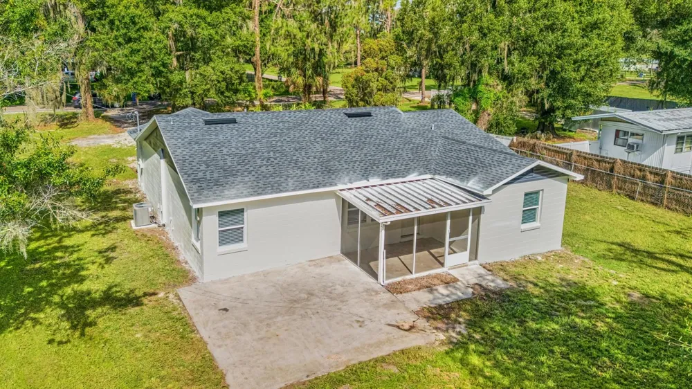414 S WIGGINS ROAD Plant City, FL 33566