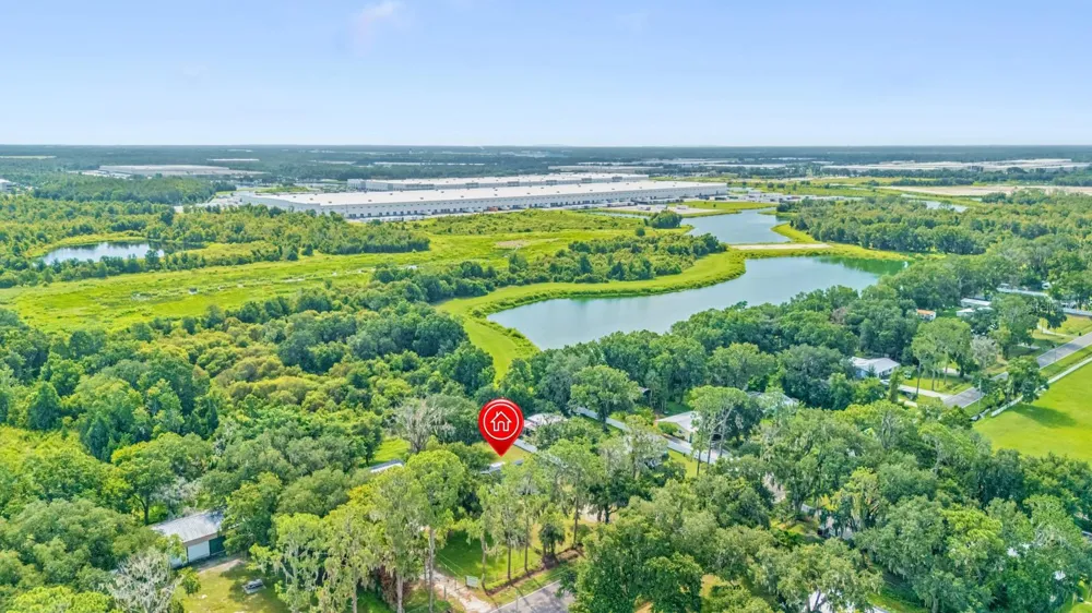 414 S WIGGINS ROAD Plant City, FL 33566