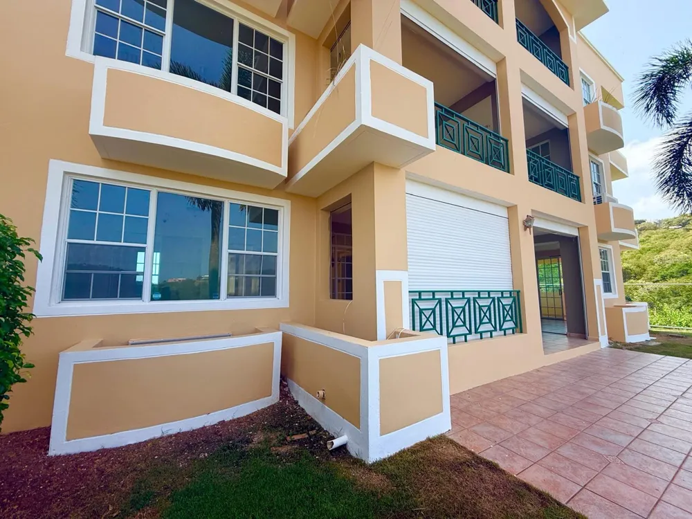 calle 5 CONDOMINIO COSTA DORADA #102B Rio Grande, PR 00745