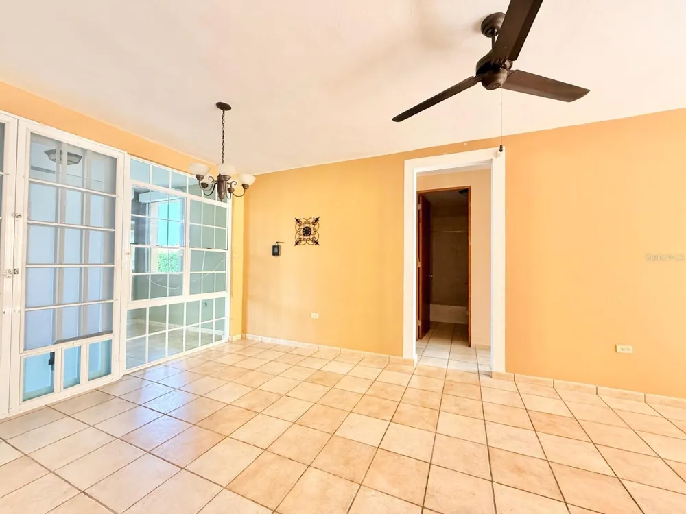 calle 5 CONDOMINIO COSTA DORADA #102B Rio Grande, PR 00745