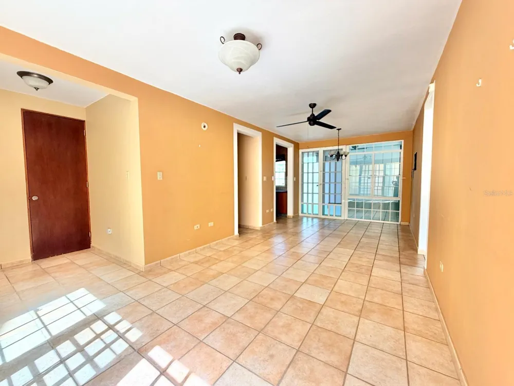 calle 5 CONDOMINIO COSTA DORADA #102B Rio Grande, PR 00745