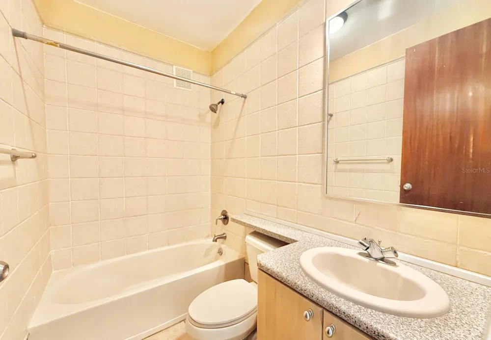 calle 5 CONDOMINIO COSTA DORADA #102B Rio Grande, PR 00745