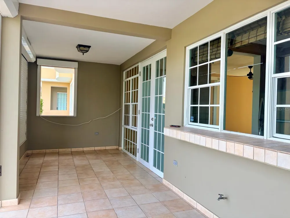 calle 5 CONDOMINIO COSTA DORADA #102B Rio Grande, PR 00745