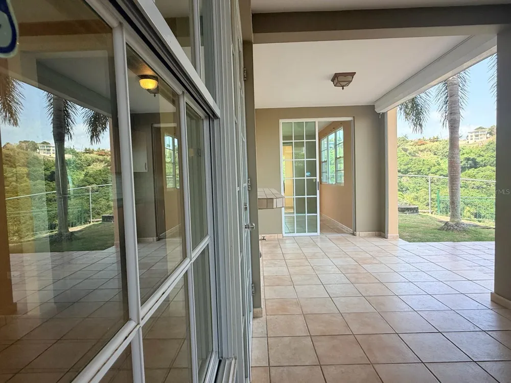calle 5 CONDOMINIO COSTA DORADA #102B Rio Grande, PR 00745