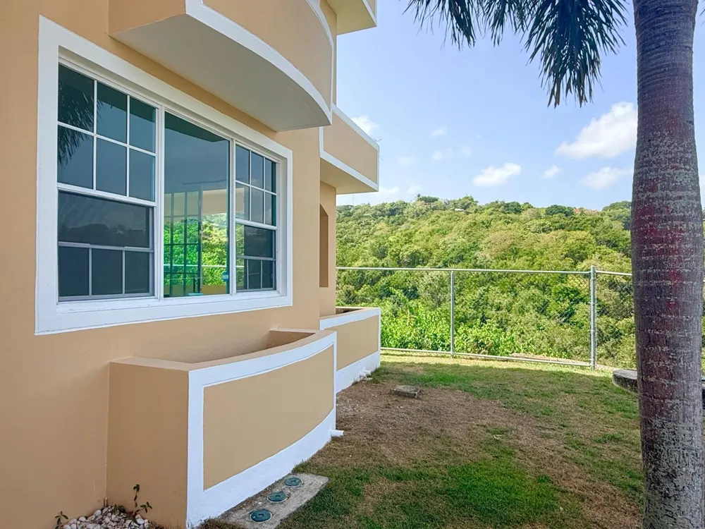 calle 5 CONDOMINIO COSTA DORADA #102B Rio Grande, PR 00745