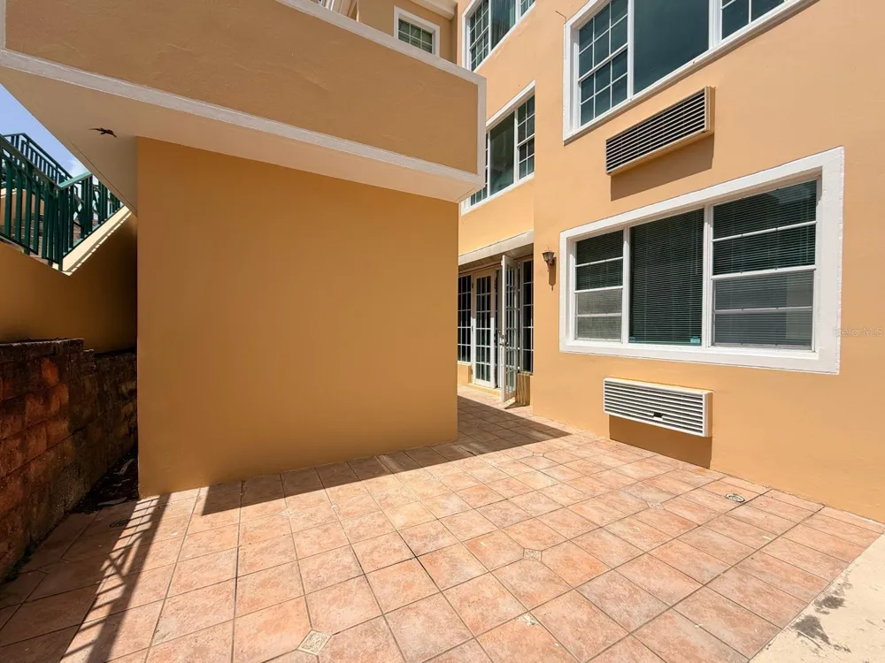 calle 5 CONDOMINIO COSTA DORADA #102B Rio Grande, PR 00745