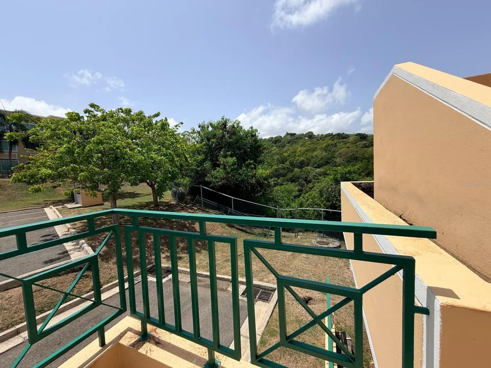 calle 5 CONDOMINIO COSTA DORADA #102B Rio Grande, PR 00745