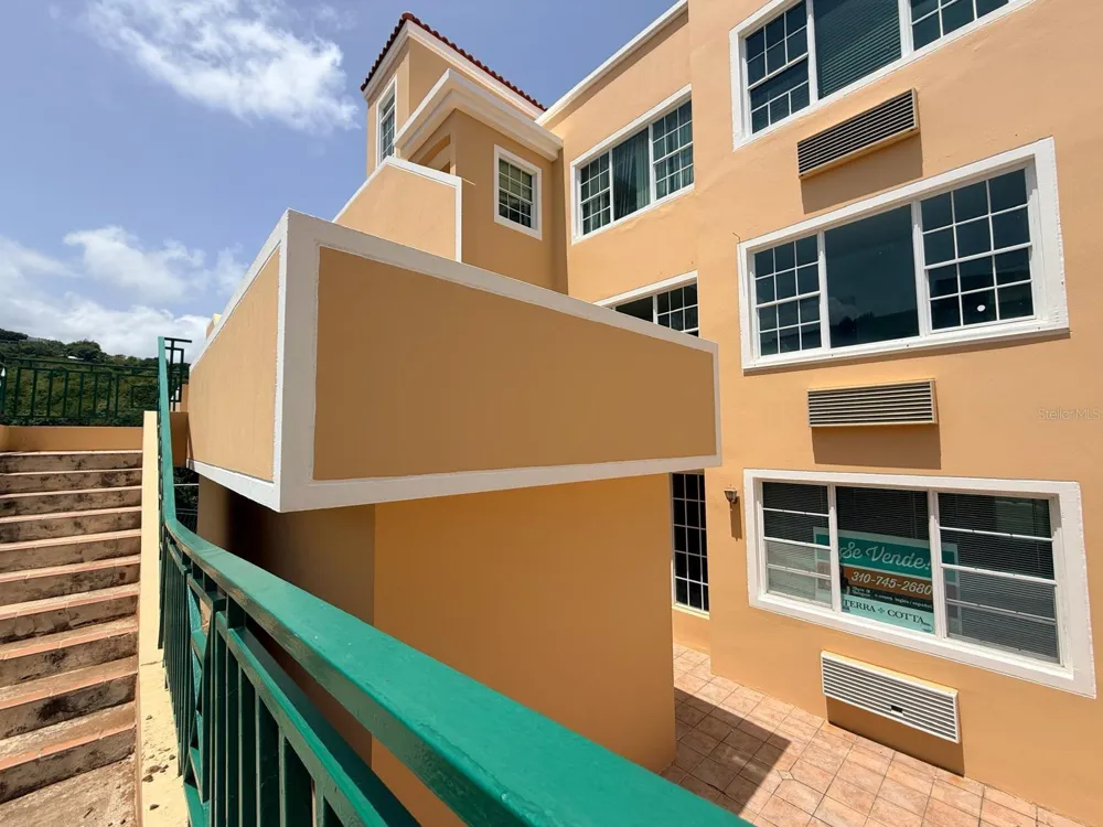 calle 5 CONDOMINIO COSTA DORADA #102B Rio Grande, PR 00745