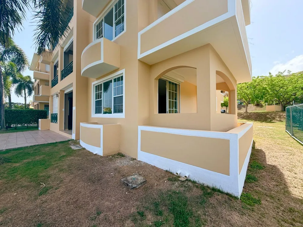 calle 5 CONDOMINIO COSTA DORADA #102B Rio Grande, PR 00745