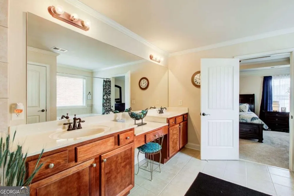 408 Arbor LN Loganville, GA 30052