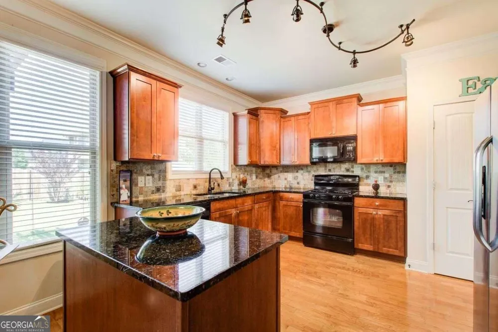 408 Arbor LN Loganville, GA 30052