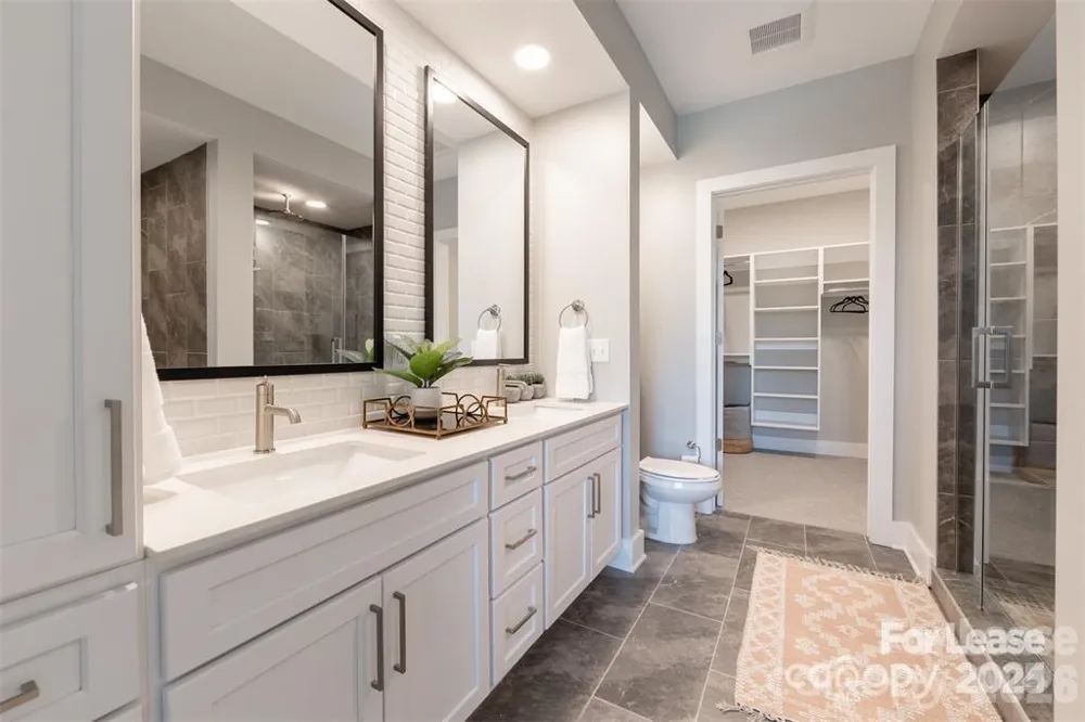 13230 Ballantyne Corporate Place #1603 Charlotte, NC 28277