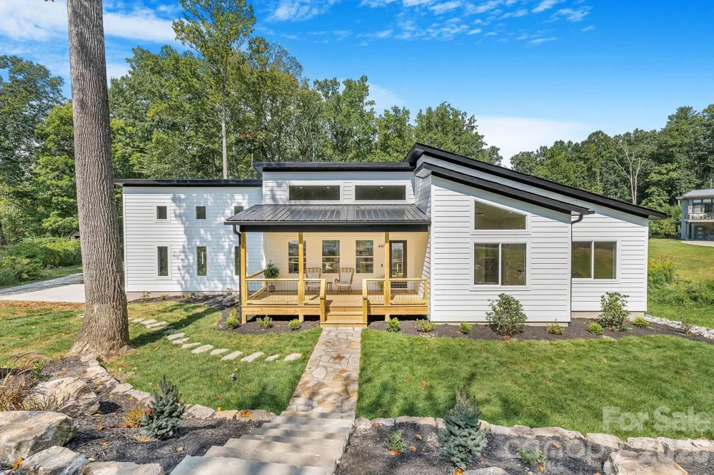 447 Blooming Laurel Drive Hendersonville, NC 28792