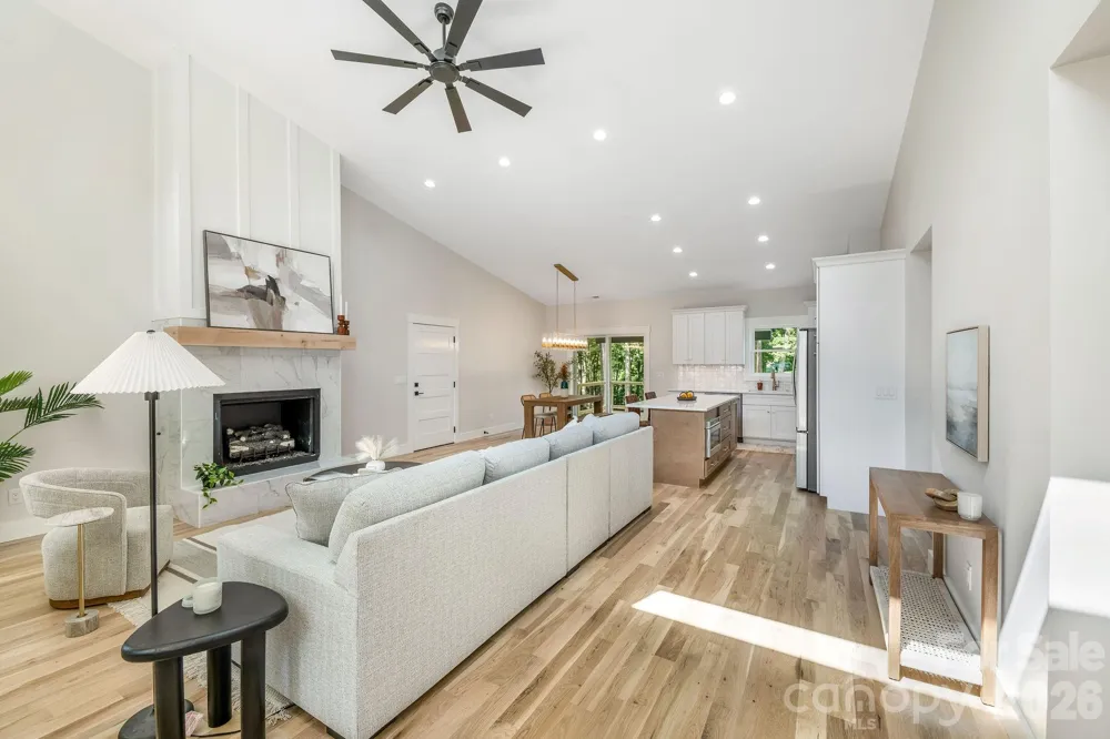 447 Blooming Laurel Drive Hendersonville, NC 28792