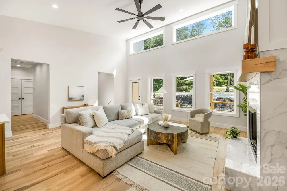447 Blooming Laurel Drive Hendersonville, NC 28792