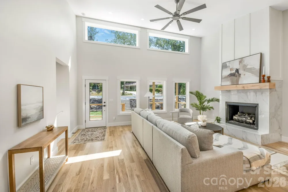 447 Blooming Laurel Drive Hendersonville, NC 28792